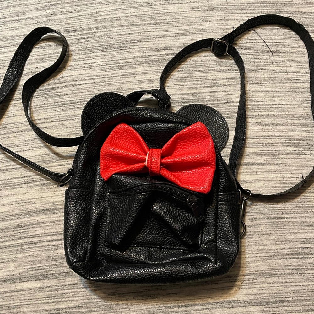 Minnie Mouse mini backpack